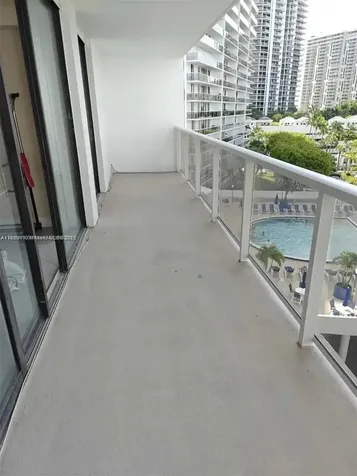 3701 N Country Club Drive Aventura FL 33180