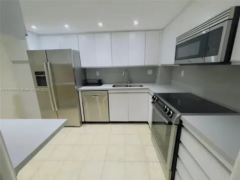 2000 Towerside Miami FL 33138