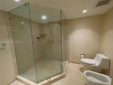 2000 Towerside Miami FL 33138