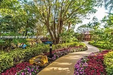 2000 Towerside Miami FL 33138