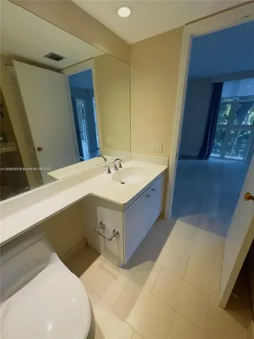 2000 Towerside Miami FL 33138