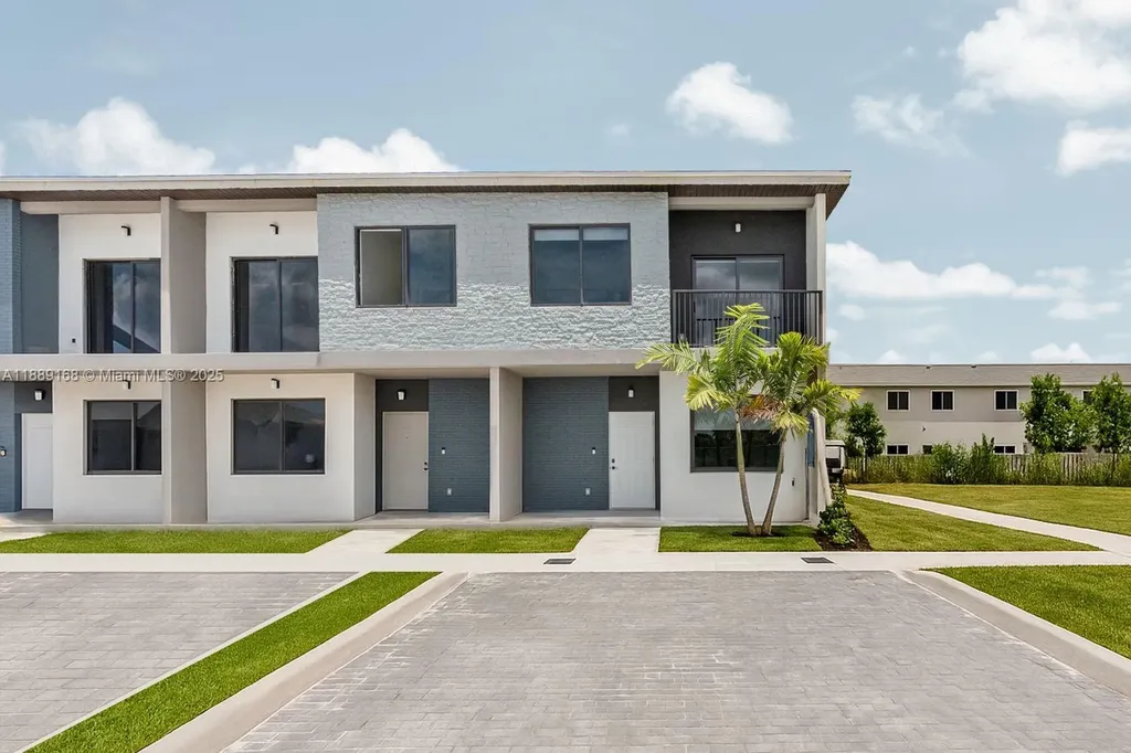 1375 NW 6 Terrace Florida City FL 33034
