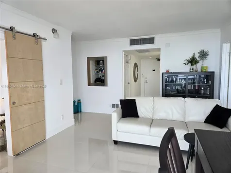 20379 W Country Club Drive Aventura FL 33180