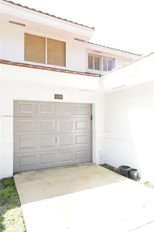 9308 NW 9th Place Plantation FL 33324