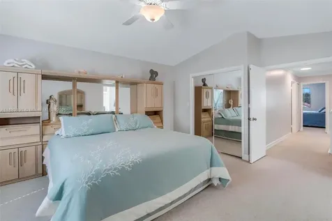 1061 NW 190th Avenue Pembroke Pines FL 33029