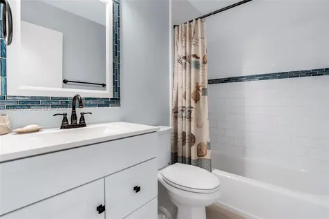 1061 NW 190th Avenue Pembroke Pines FL 33029