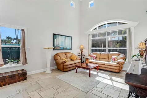1061 NW 190th Avenue Pembroke Pines FL 33029