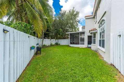 1061 NW 190th Avenue Pembroke Pines FL 33029
