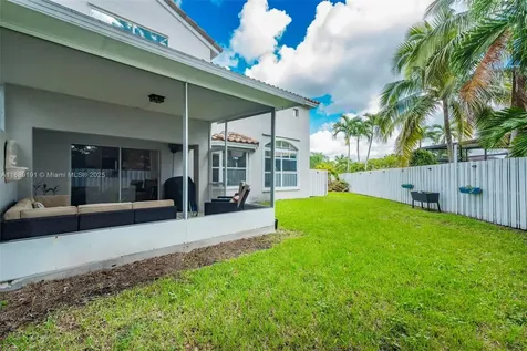 1061 NW 190th Avenue Pembroke Pines FL 33029
