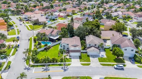 1061 NW 190th Avenue Pembroke Pines FL 33029