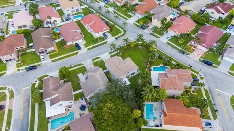1061 NW 190th Avenue Pembroke Pines FL 33029