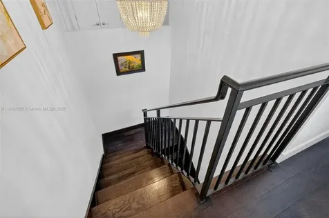 6345 Maynada Street Coral Gables FL 33146