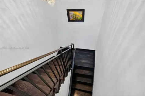 6345 Maynada Street Coral Gables FL 33146
