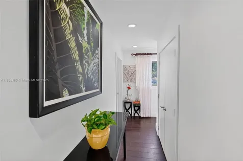 6345 Maynada Street Coral Gables FL 33146