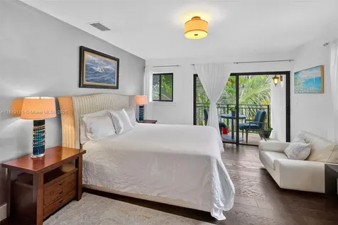 6345 Maynada Street Coral Gables FL 33146