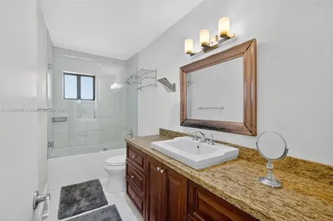 6345 Maynada Street Coral Gables FL 33146