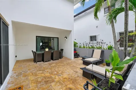 6345 Maynada Street Coral Gables FL 33146