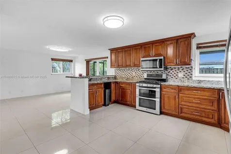 8310 NW 26th Street Sunrise FL 33322