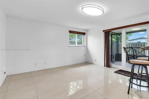 8310 NW 26th Street Sunrise FL 33322