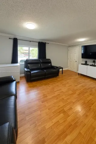 359 E 46th Street Hialeah FL 33013