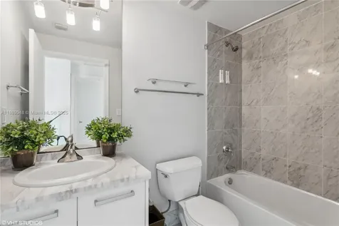 244 Biscayne Boulevard Miami FL 33132