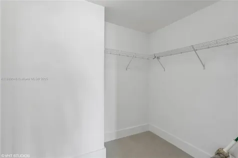 244 Biscayne Boulevard Miami FL 33132