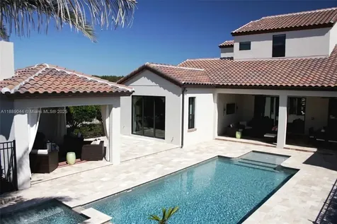 7 Lakeside Palms Court Lake Worth FL 33460