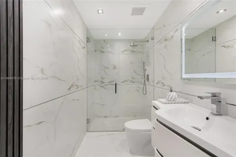 6763 SW 106 Place Miami FL 33173