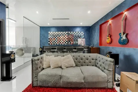 6763 SW 106 Place Miami FL 33173