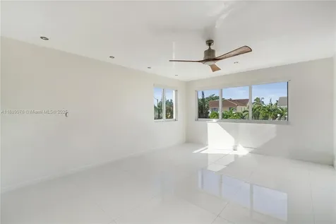 6763 SW 106 Place Miami FL 33173