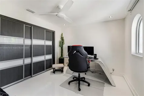 6763 SW 106 Place Miami FL 33173