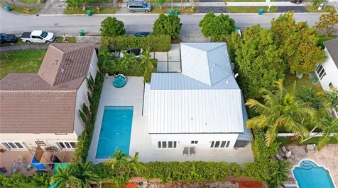 6763 SW 106 Place Miami FL 33173