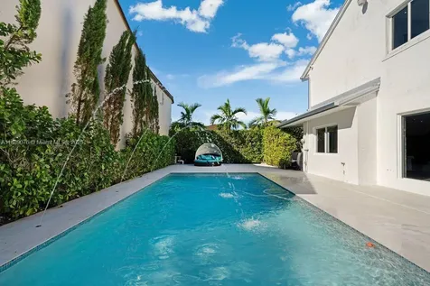 6763 SW 106 Place Miami FL 33173