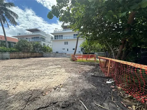 350 Walnut Street Hollywood FL 33019