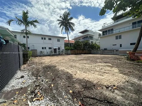 350 Walnut Street Hollywood FL 33019