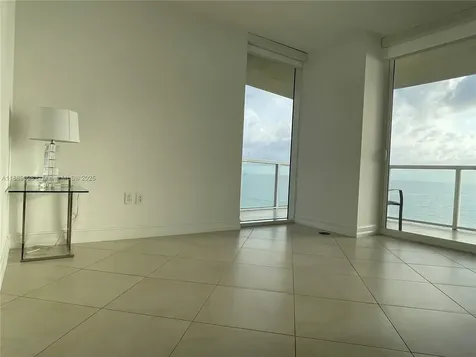 Sunny Isles Beach FL 33160