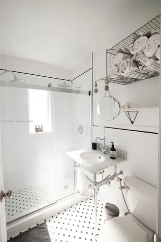 3160 SW 19th Terrace Miami FL 33145