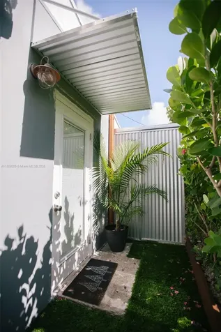 3160 SW 19th Terrace Miami FL 33145