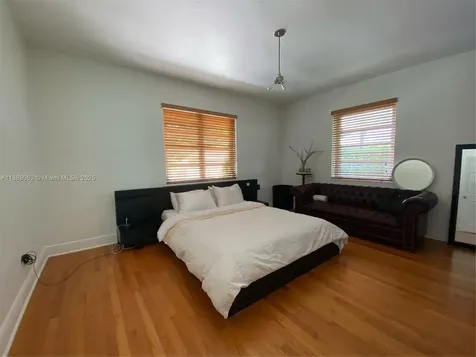 3160 SW 19th Terrace Miami FL 33145