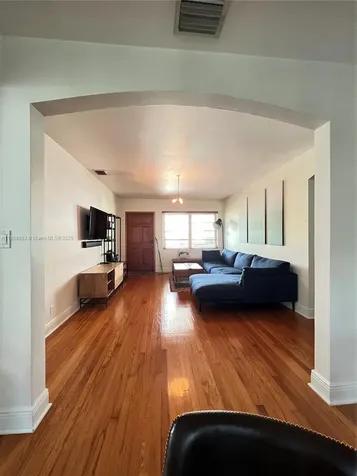 3160 SW 19th Terrace Miami FL 33145