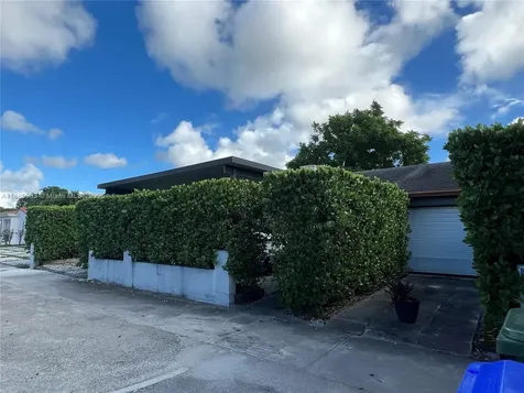 3160 SW 19th Terrace Miami FL 33145