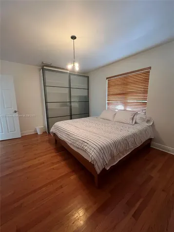 3160 SW 19th Terrace Miami FL 33145