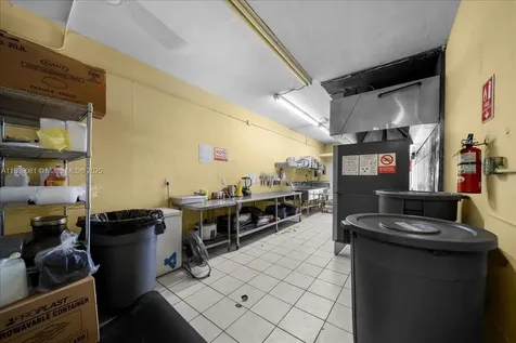 2313 NW 27th Avenue Miami FL 33142