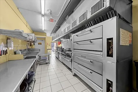 2313 NW 27th Avenue Miami FL 33142