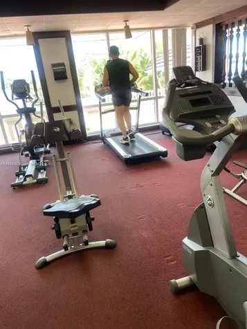 2929 Point East Drive Aventura FL 33160
