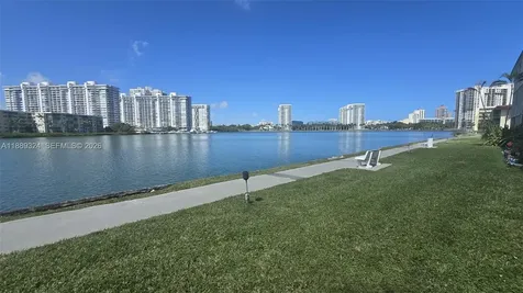 2929 Point East Drive Aventura FL 33160