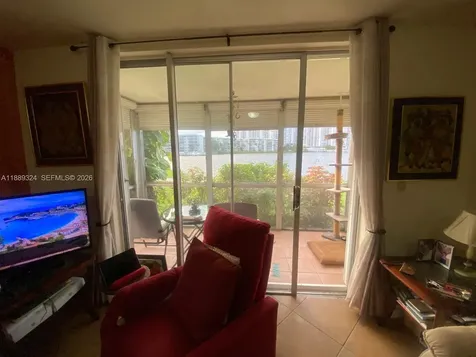 2929 Point East Drive Aventura FL 33160