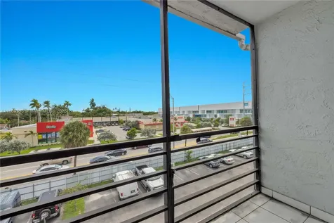13500 NE 3rd Court North Miami FL 33161