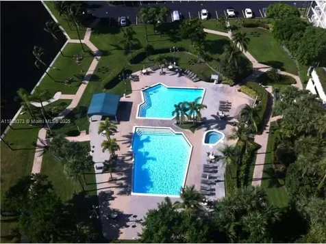 18151 NE 31st Court Aventura FL 33160