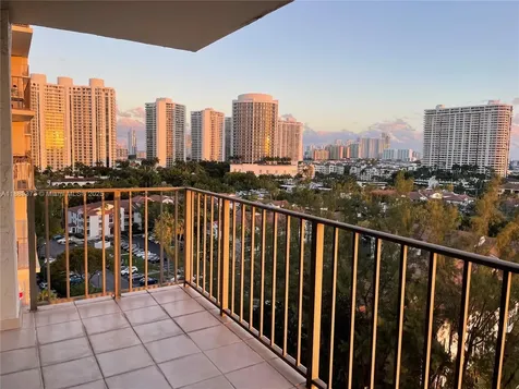 18151 NE 31st Court Aventura FL 33160